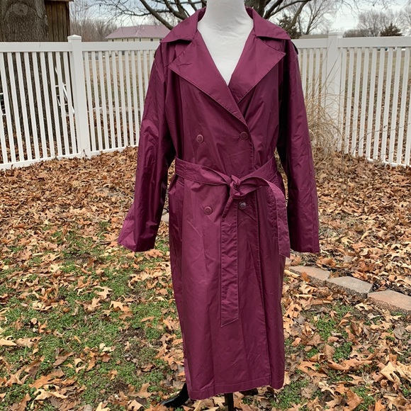 Fleet Street Jackets & Blazers - Vintage Fleet Street Mulberry Red Quilted Lining Trench Coat sz 16